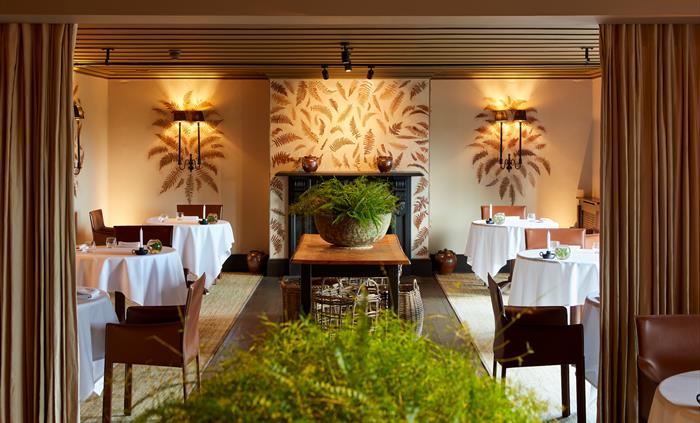 Hotel restaurant